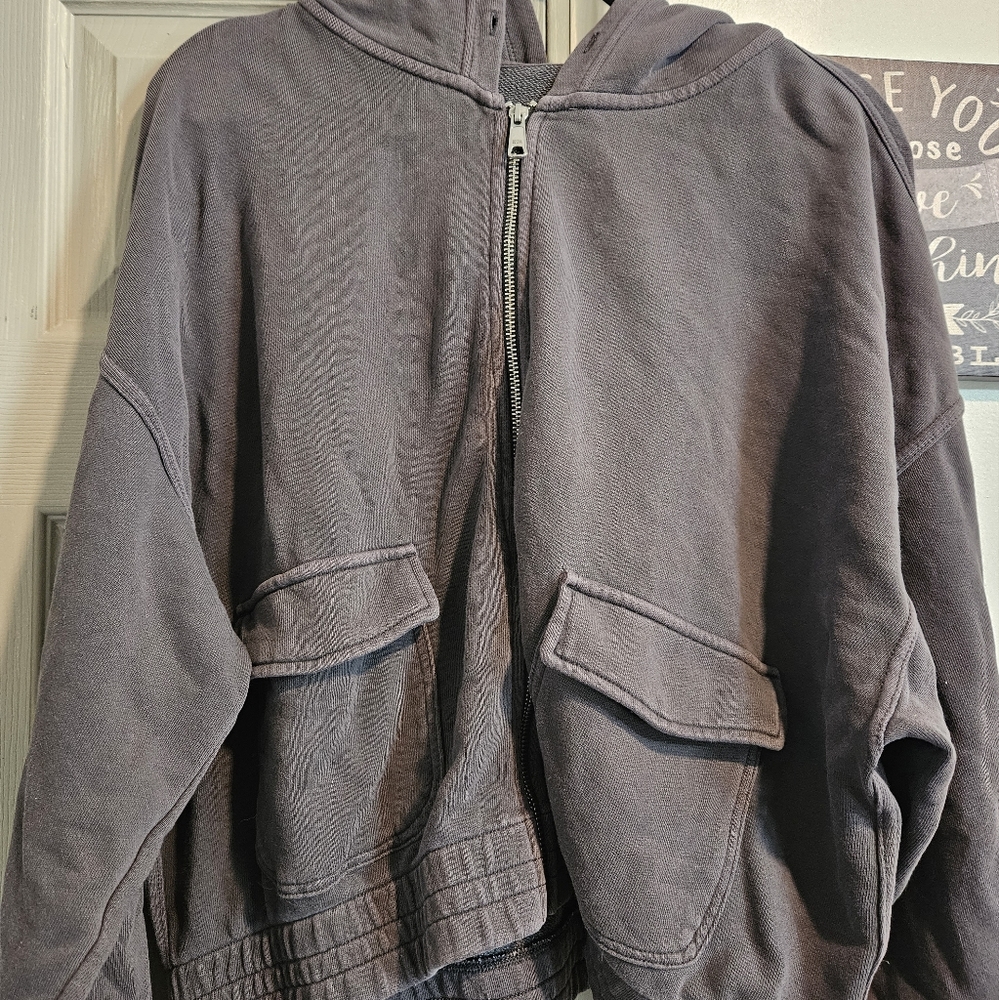 Cropped Aerie zip up